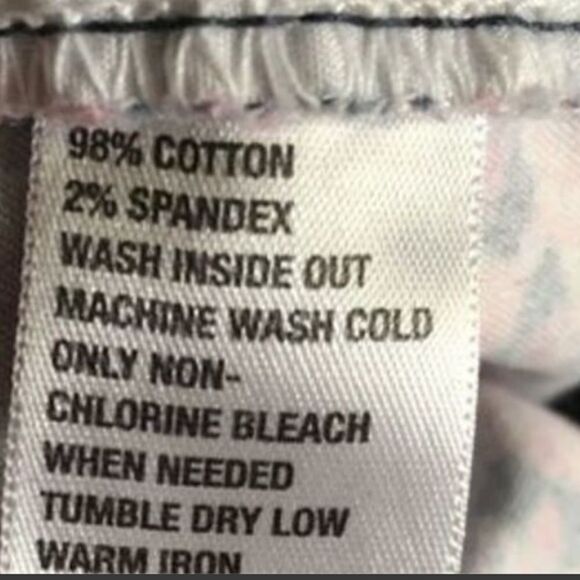 Crown & Ivy Kaleidoscope shorts Size 6 - Picture 4 of 4